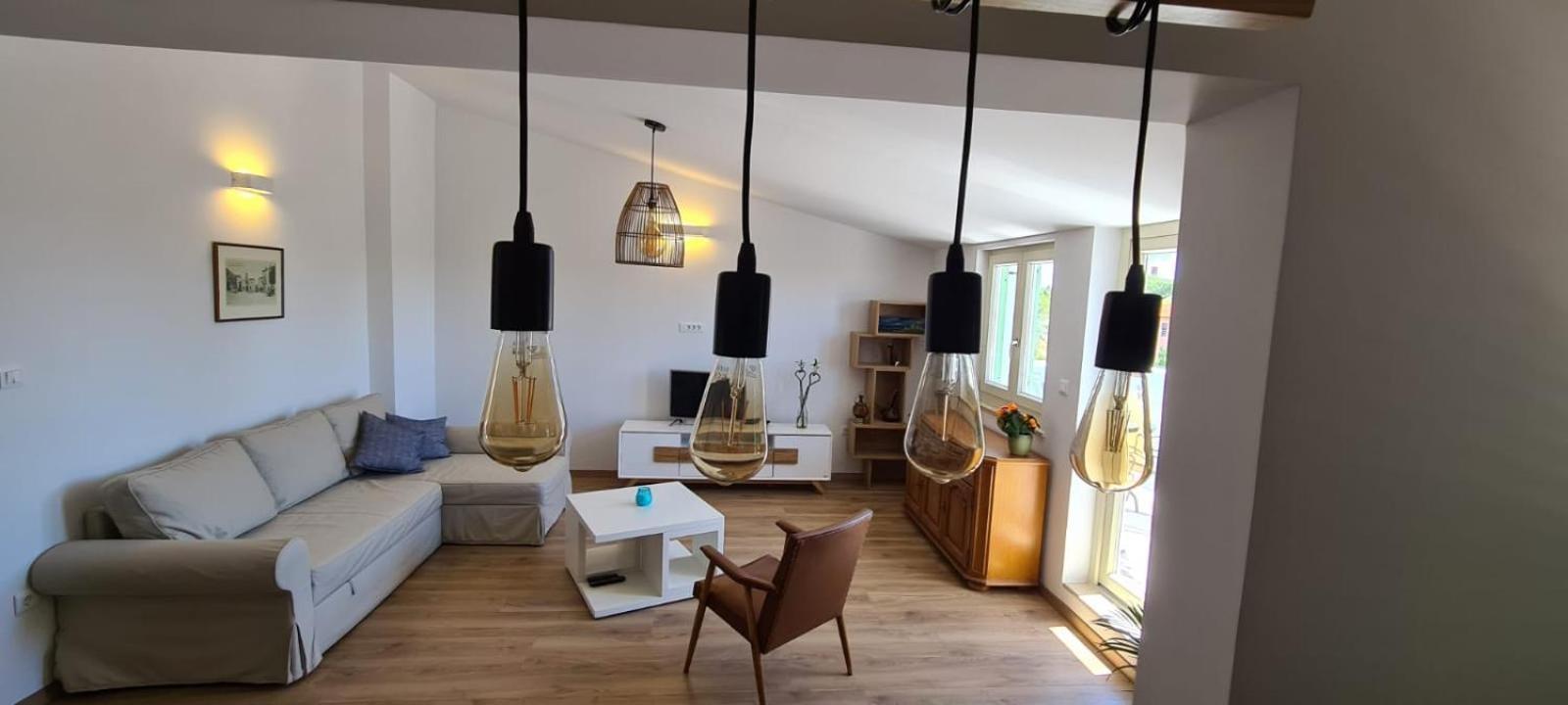 Villa Mediterranea - Apartments 梅杜林 外观 照片